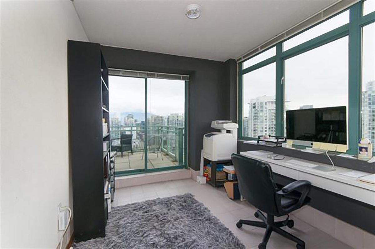 2301 212 Davie Street, Vancouver 13