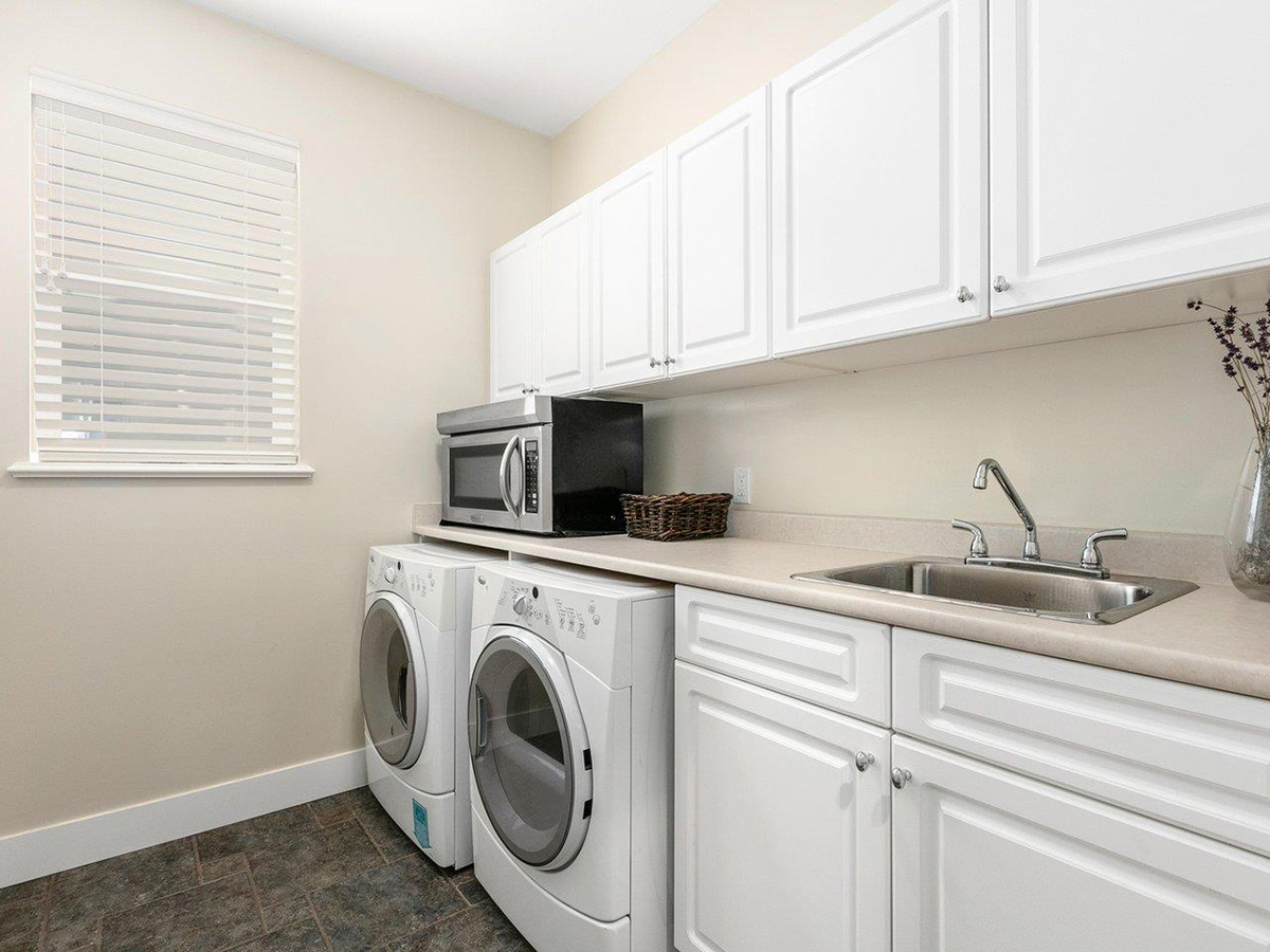 14265 36A Avenue, Surrey 19