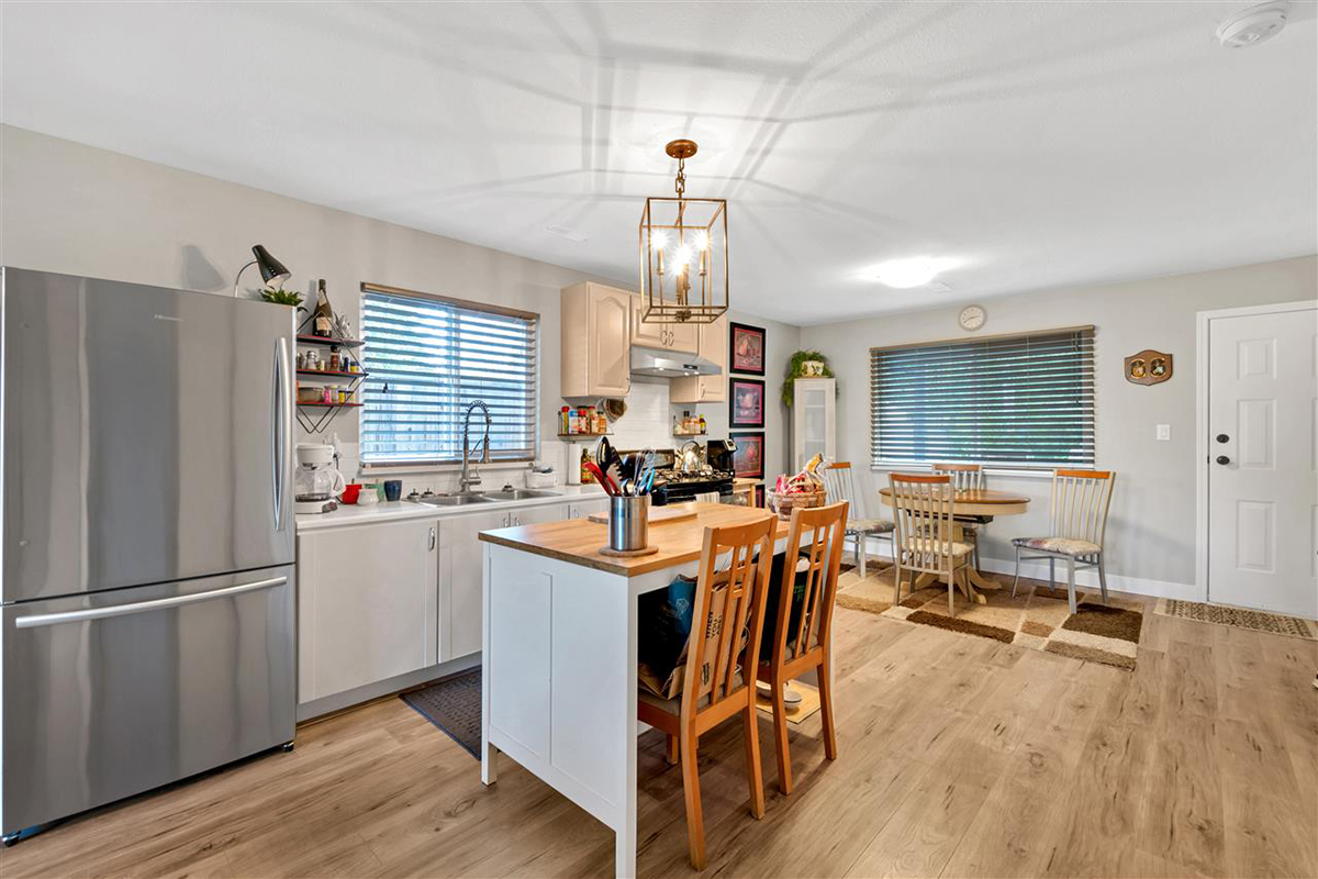 20572 96A Avenue, Langley 21