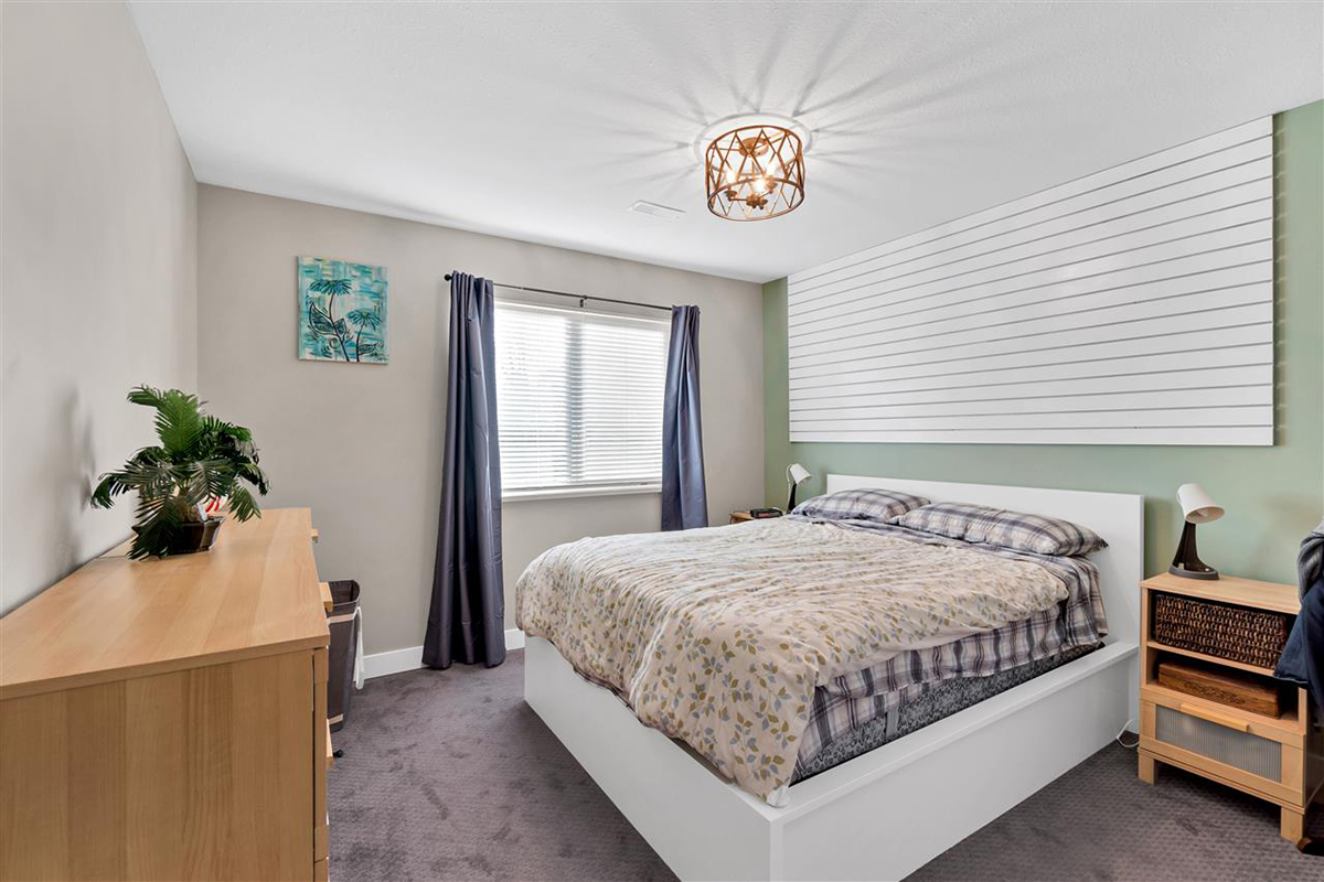 20572 96A Avenue, Langley 25