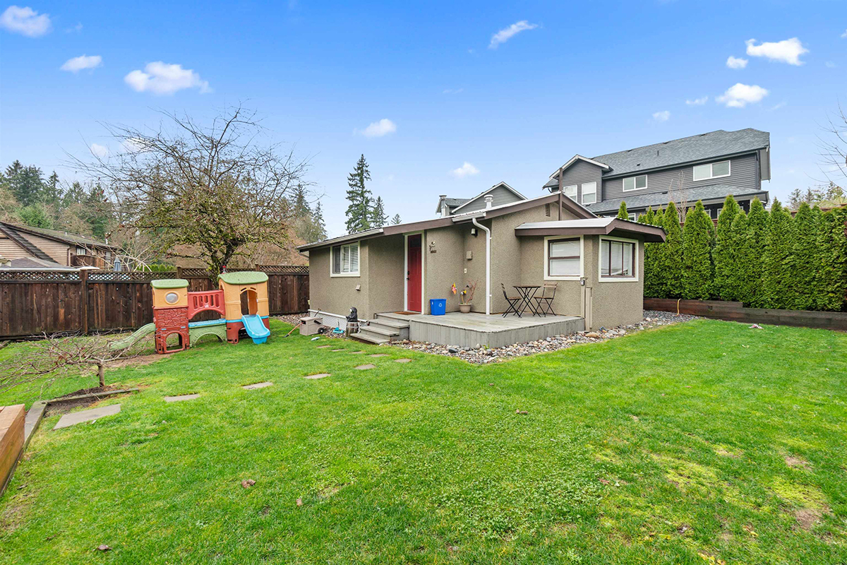 24055 Fern Crescent, Maple Ridge 33
