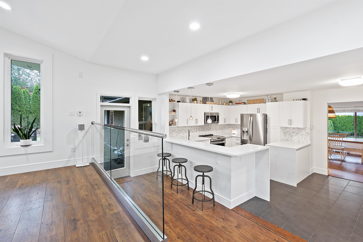 24055 Fern Crescent, Maple Ridge 7