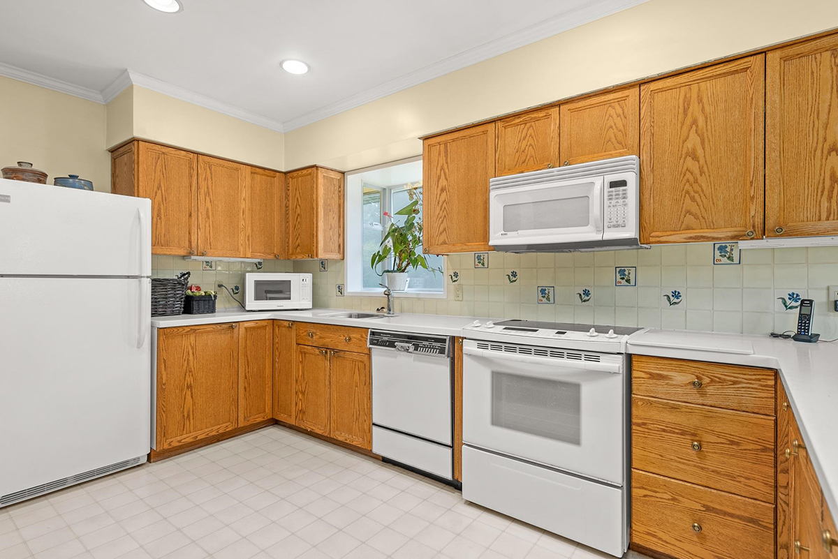 8183 Laburnum Street, Vancouver 17