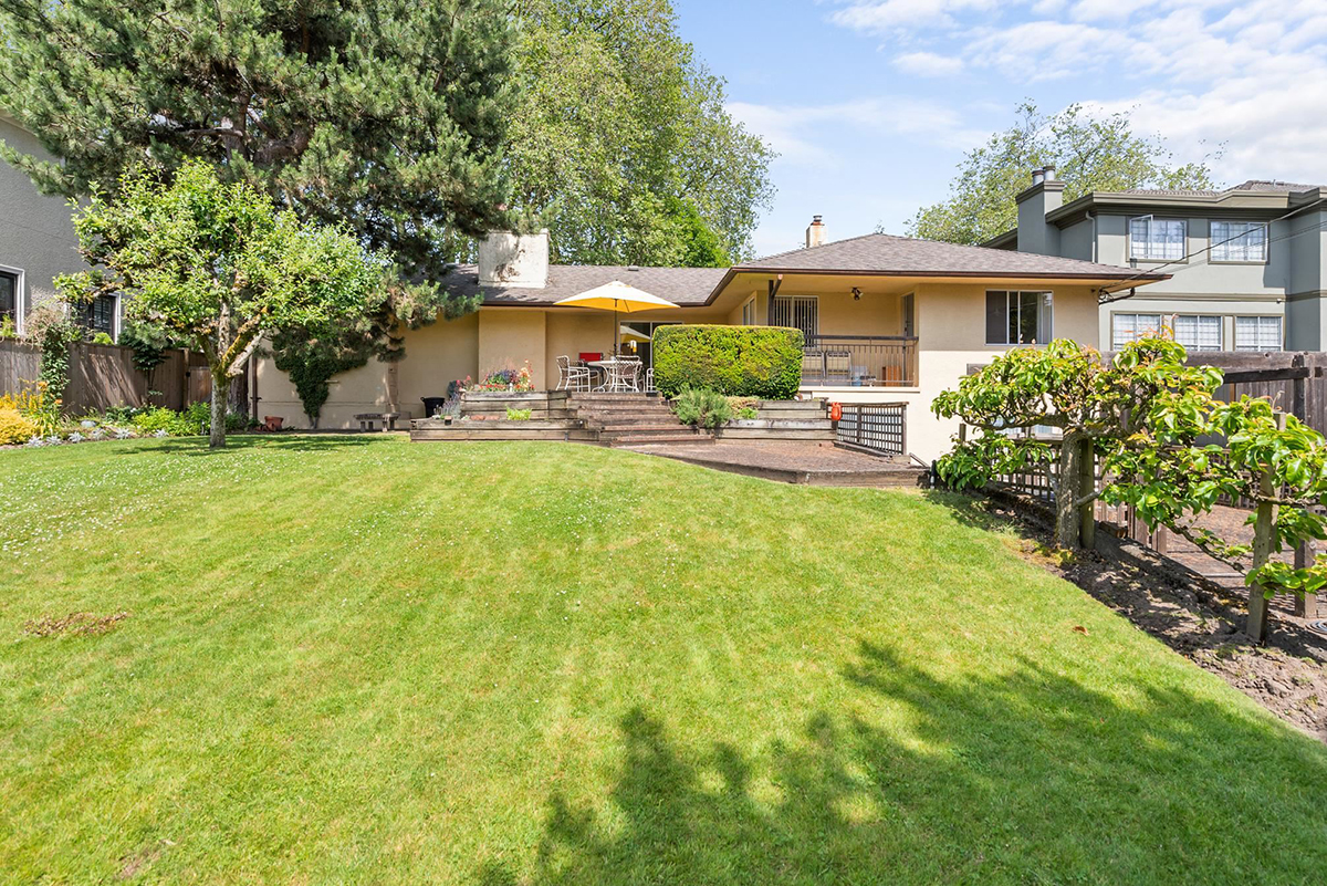 8183 Laburnum Street, Vancouver 36