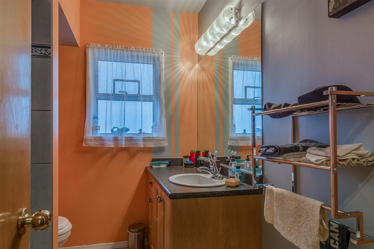 5585 Chester Street, Vancouver 11