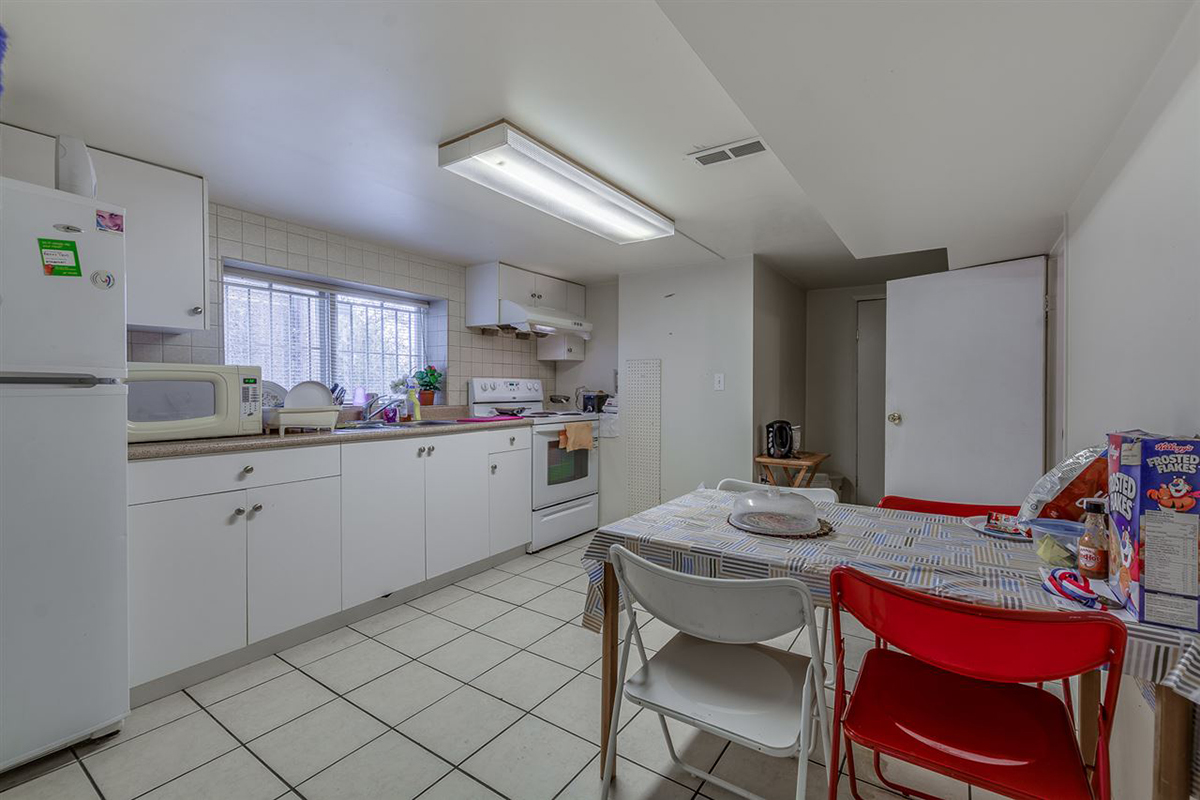 5585 Chester Street, Vancouver 14