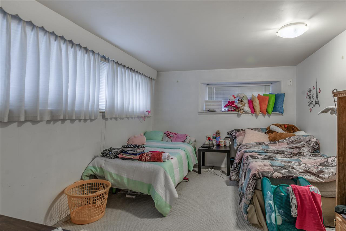 5585 Chester Street, Vancouver 16