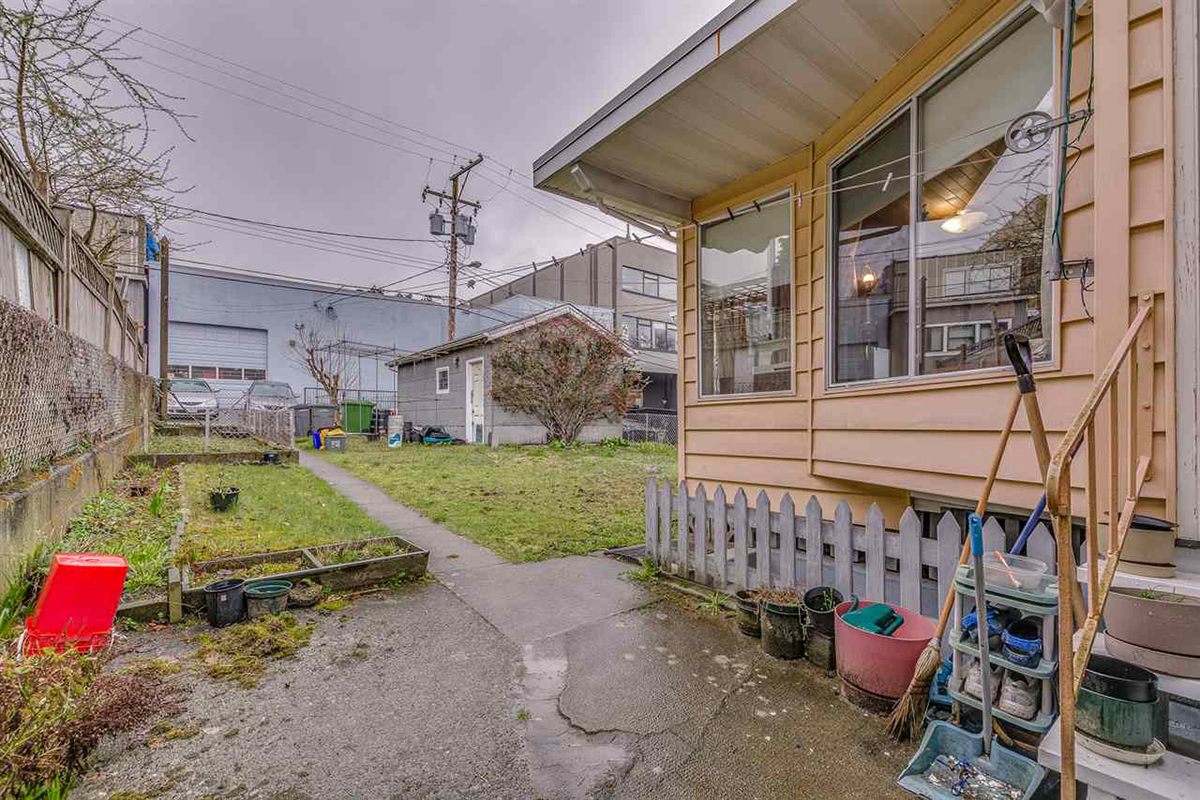 5585 Chester Street, Vancouver 19