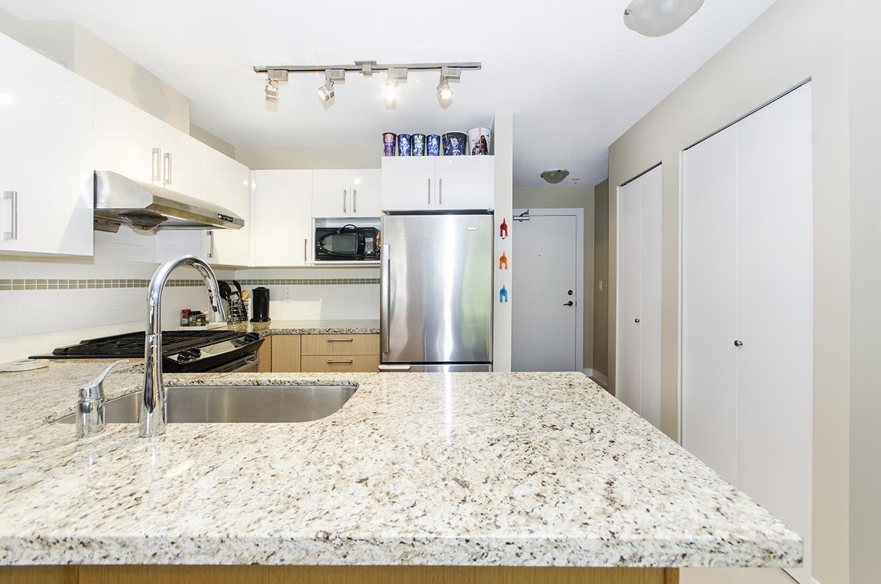 212 8600 PARK ROAD, RICHMOND 5