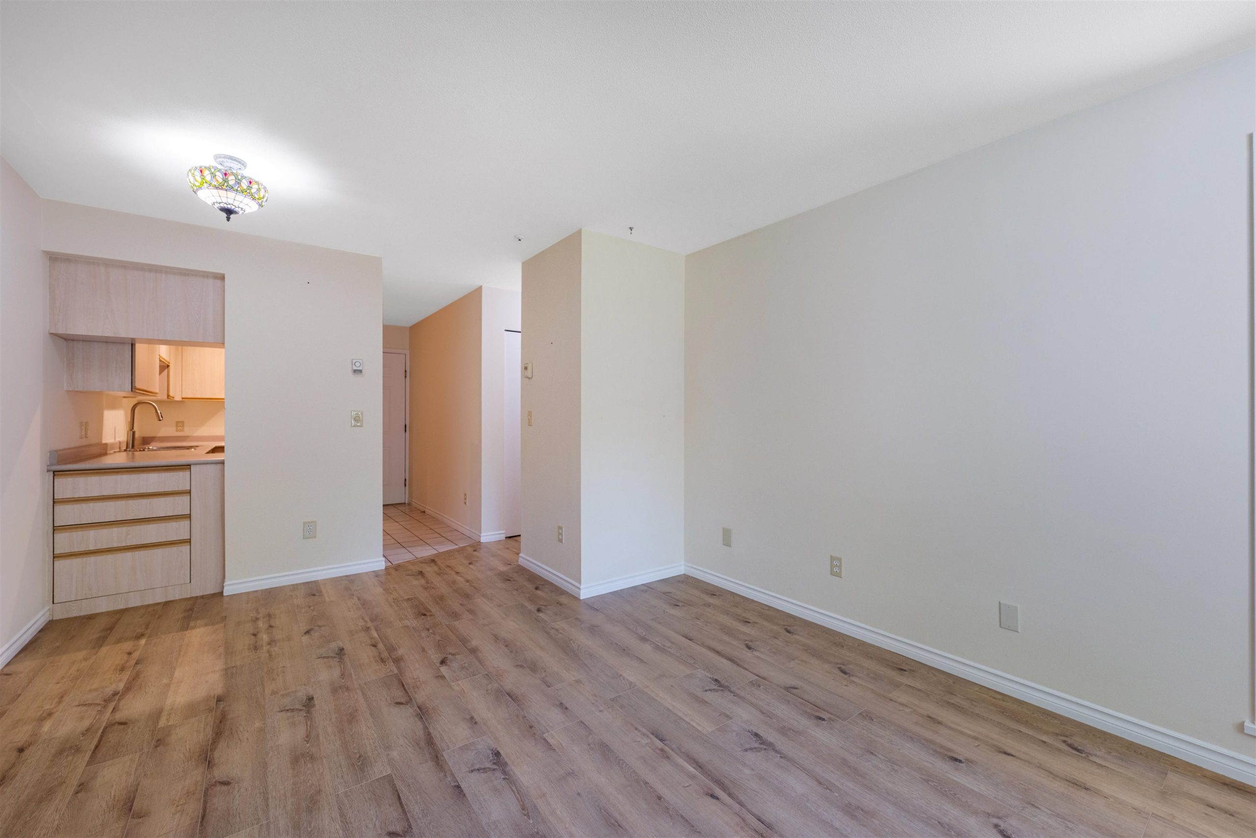 109 2133 DUNDAS STREET, VANCOUVER 6