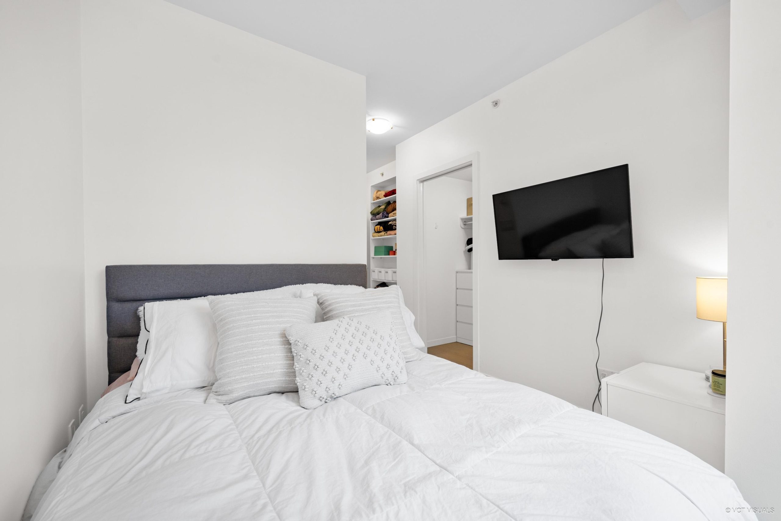 5987 WALTER GAGE ROAD, VANCOUVER 13