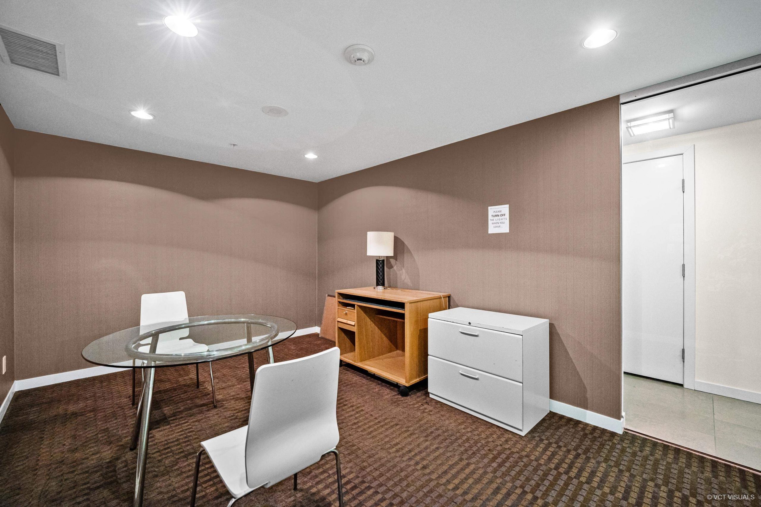 5987 WALTER GAGE ROAD, VANCOUVER 25