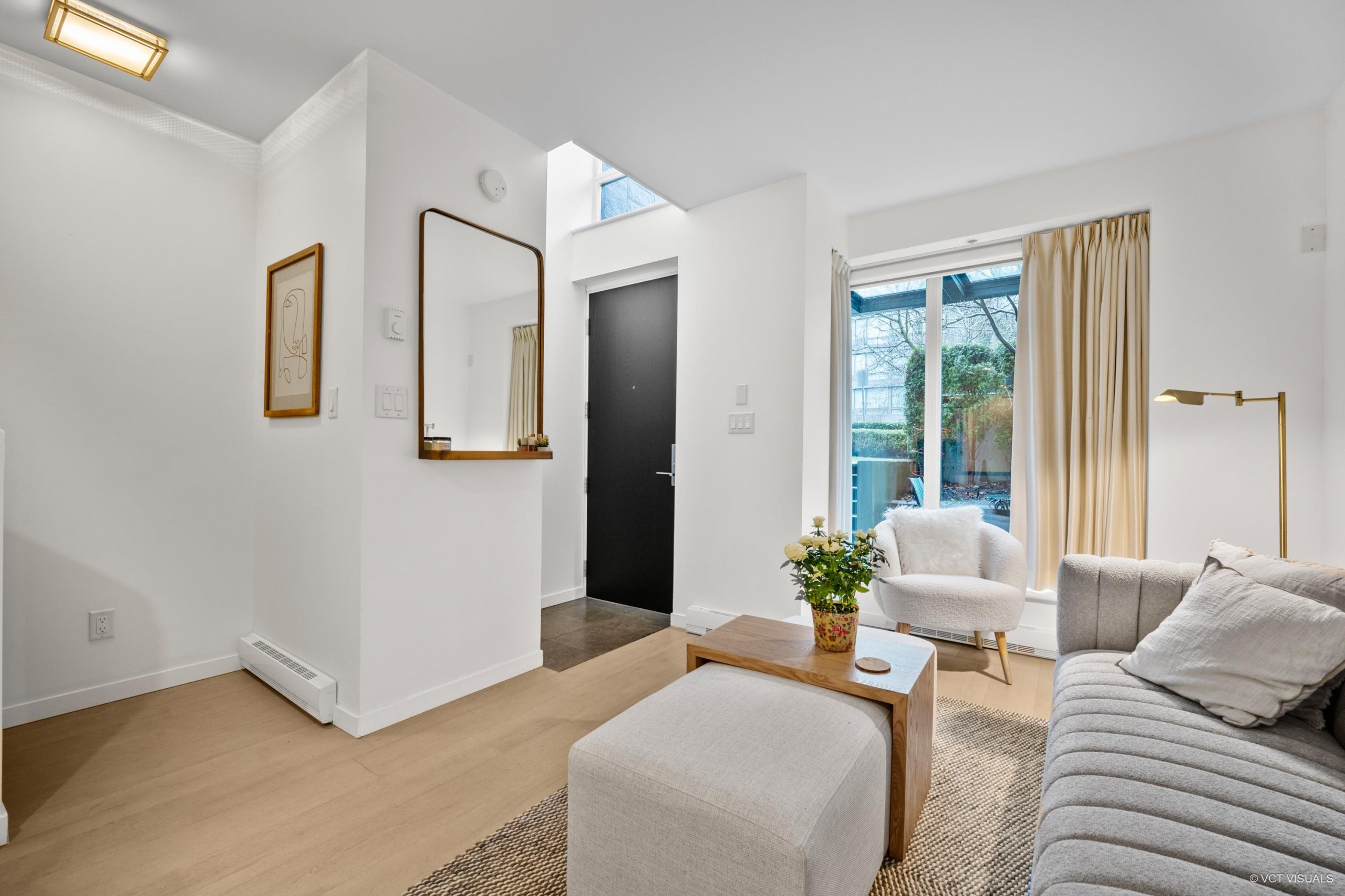 5987 WALTER GAGE ROAD, VANCOUVER 4
