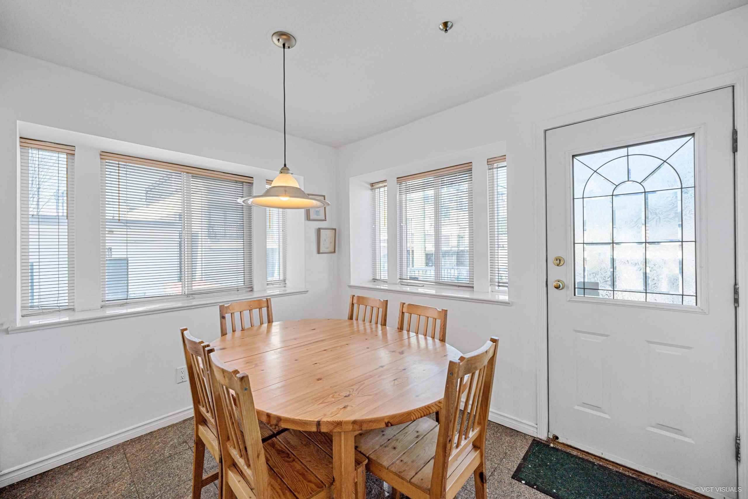 719 E 27 AVENUE, VANCOUVER 9