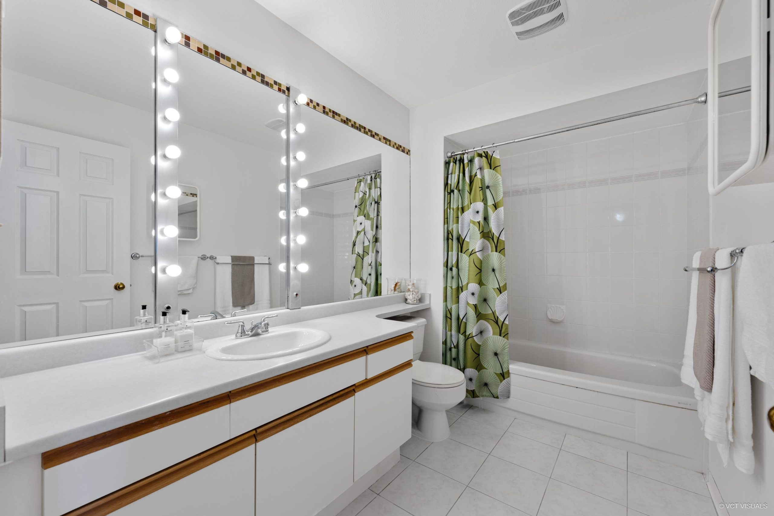 304 7480 GILBERT ROAD, Richmond 19