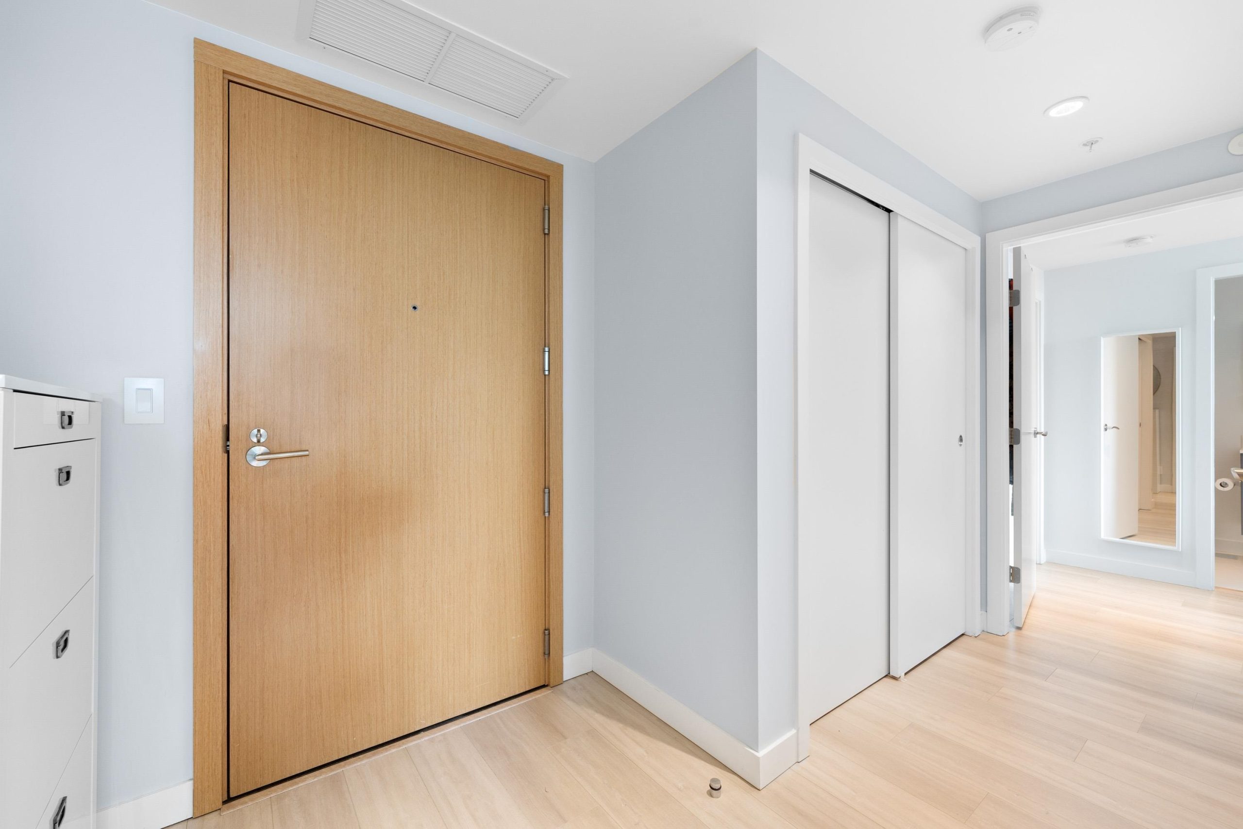 618 2220 KINGSWAY STREET, VANCOUVER 13