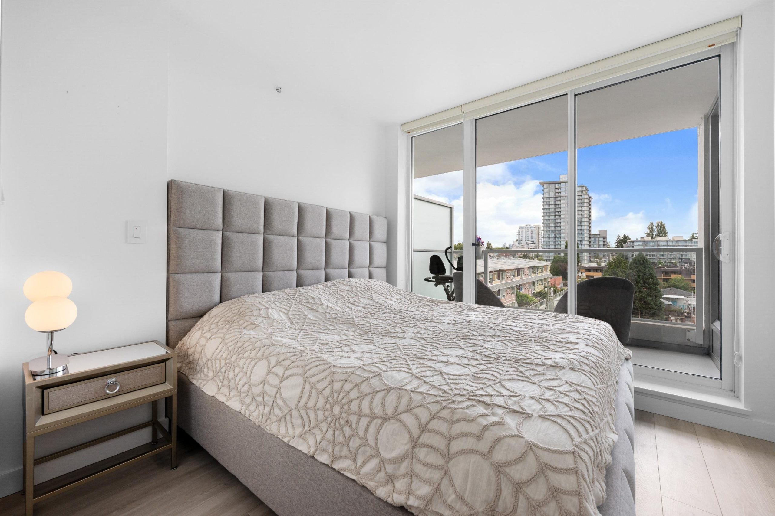 618 2220 KINGSWAY STREET, VANCOUVER 14