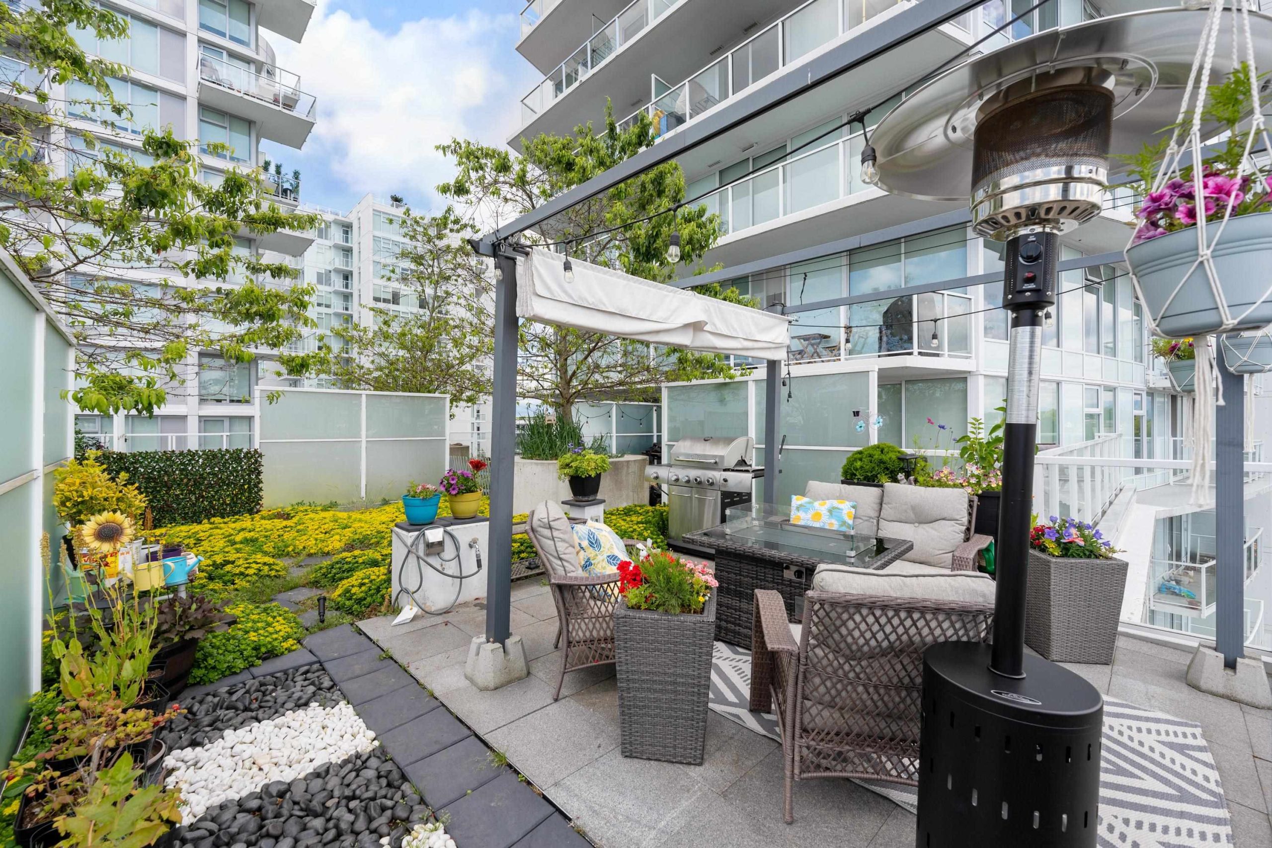 618 2220 KINGSWAY STREET, VANCOUVER 26