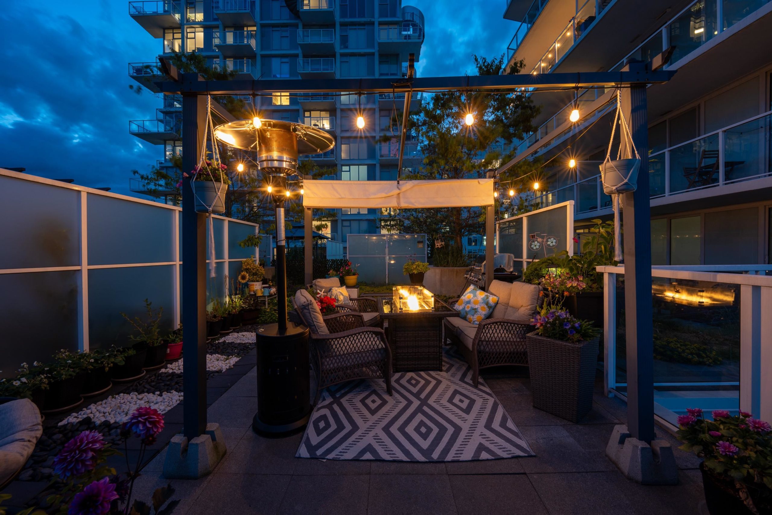 618 2220 KINGSWAY STREET, VANCOUVER 31