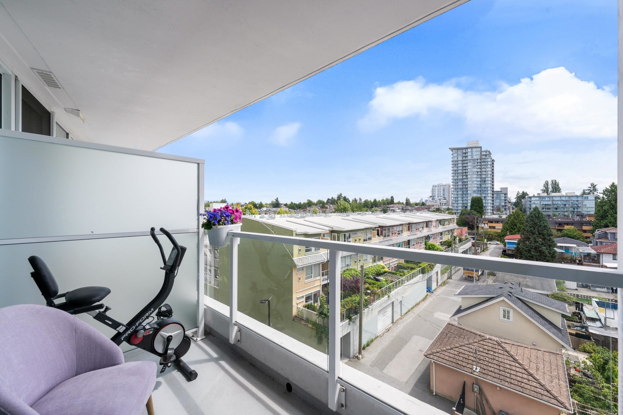 618 2220 KINGSWAY STREET, VANCOUVER 32