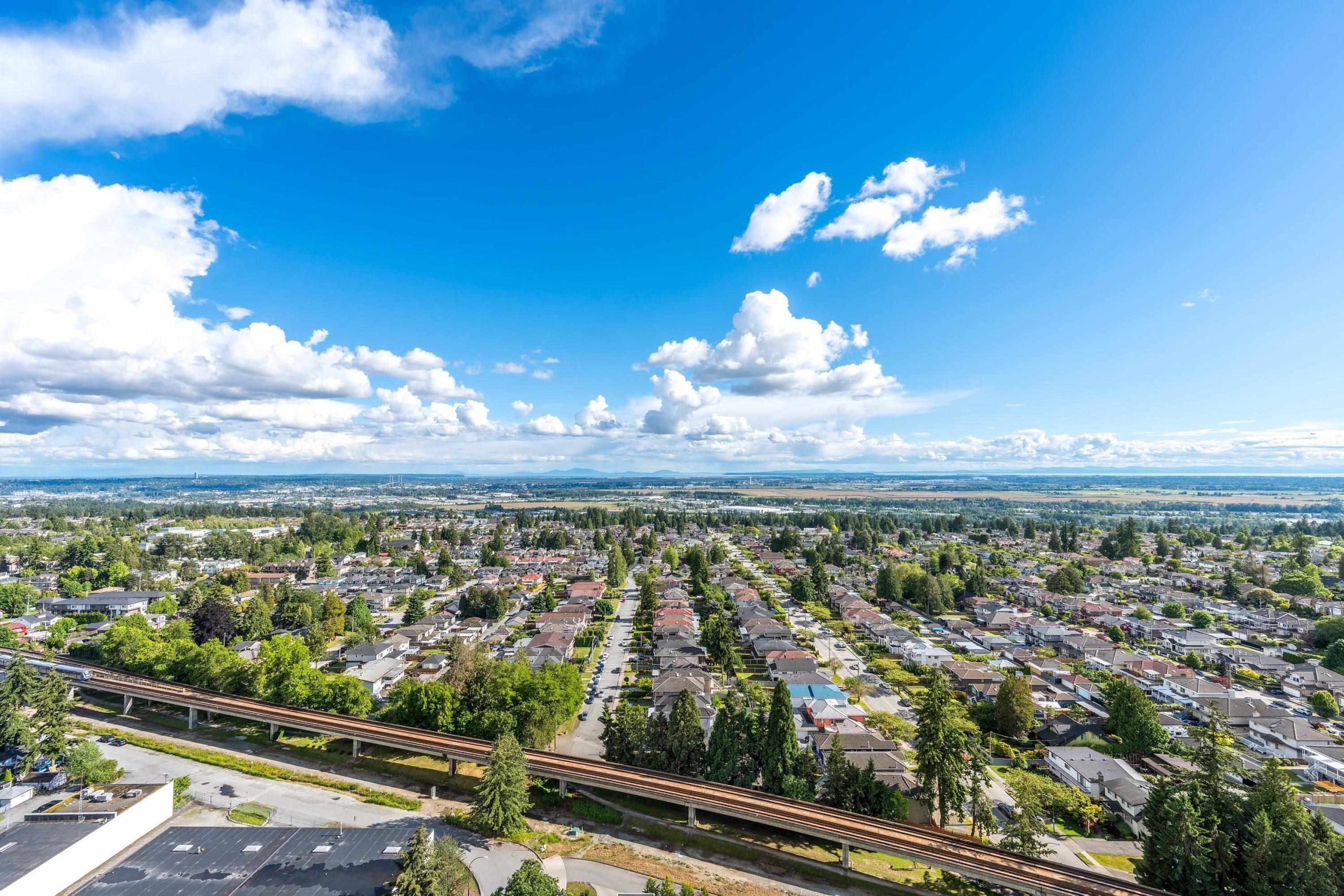 2508 6699 DUNBLANE AVENUE 26